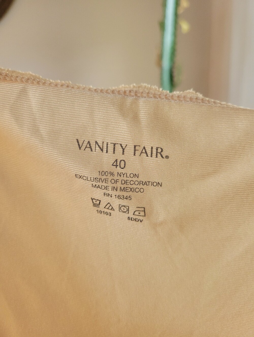 Vintage Vanity Fair Full Nude Cream Silk Slip Dress, Size Womens 40 Large - Picture 5 of 5
